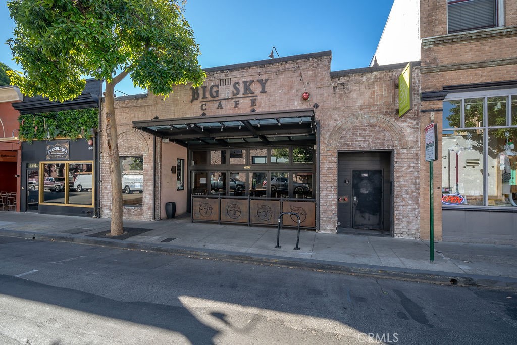 1121 Broad Street