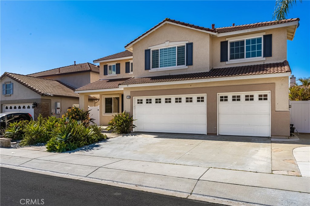 8 Tioga Place