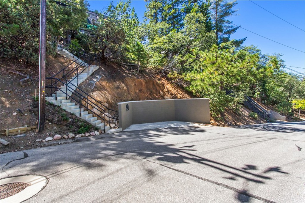 Arrowhead Woods (AWHW) - Residential