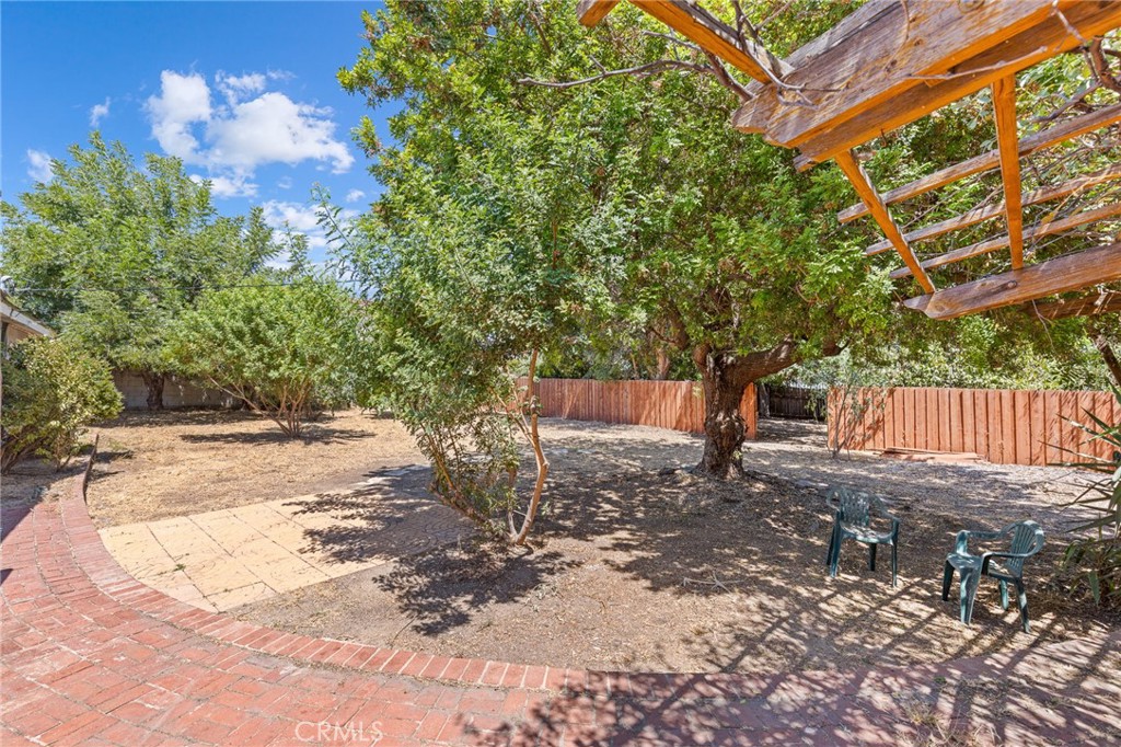 Photo 10 of 23 of 8644 Comanche Avenue house