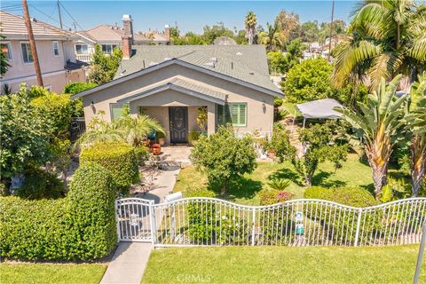 A home in El Monte