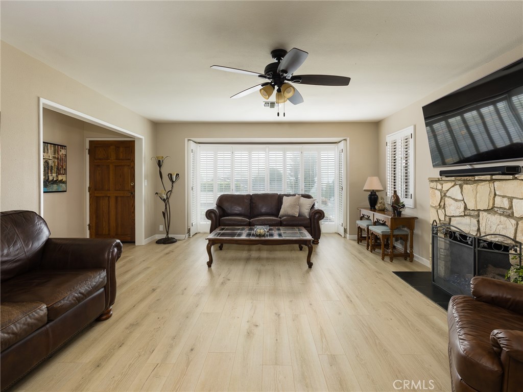 4351 miraleste drive