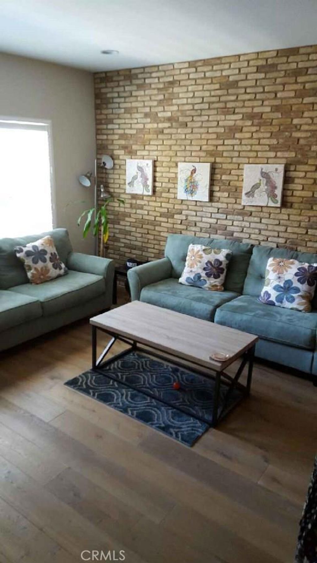 listing image 130727716093211383094