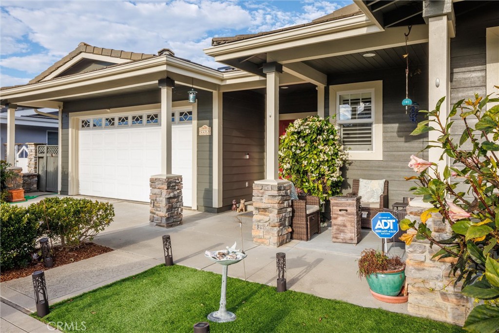 2283 Emerald Circle