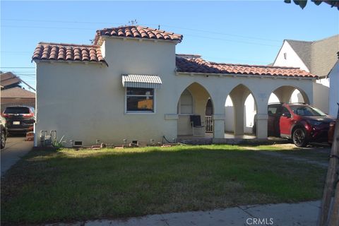 A home in South Gate