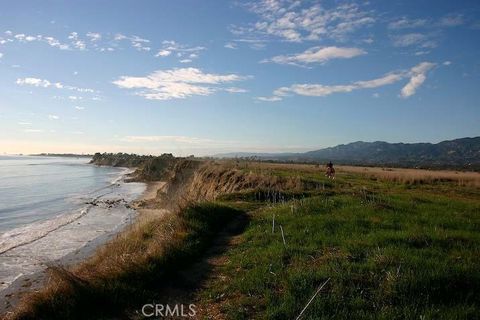 Photo of 0 More Mesa Dr, Santa Barbara, CA 93110 (MLS # CV25072371)