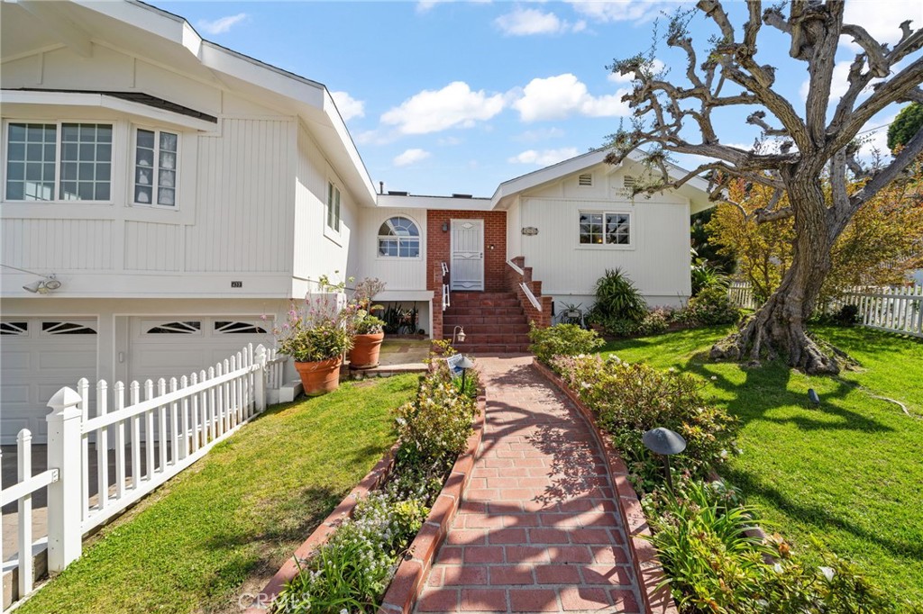 400 Campdell Street