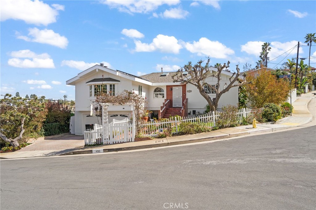 400 Campdell Street