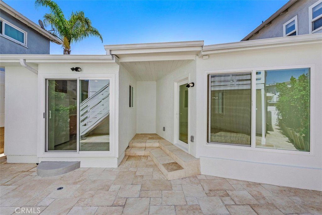 612 Clubhouse Avenue