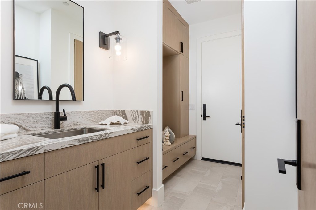 Beach Road Custom (BR) - Residential