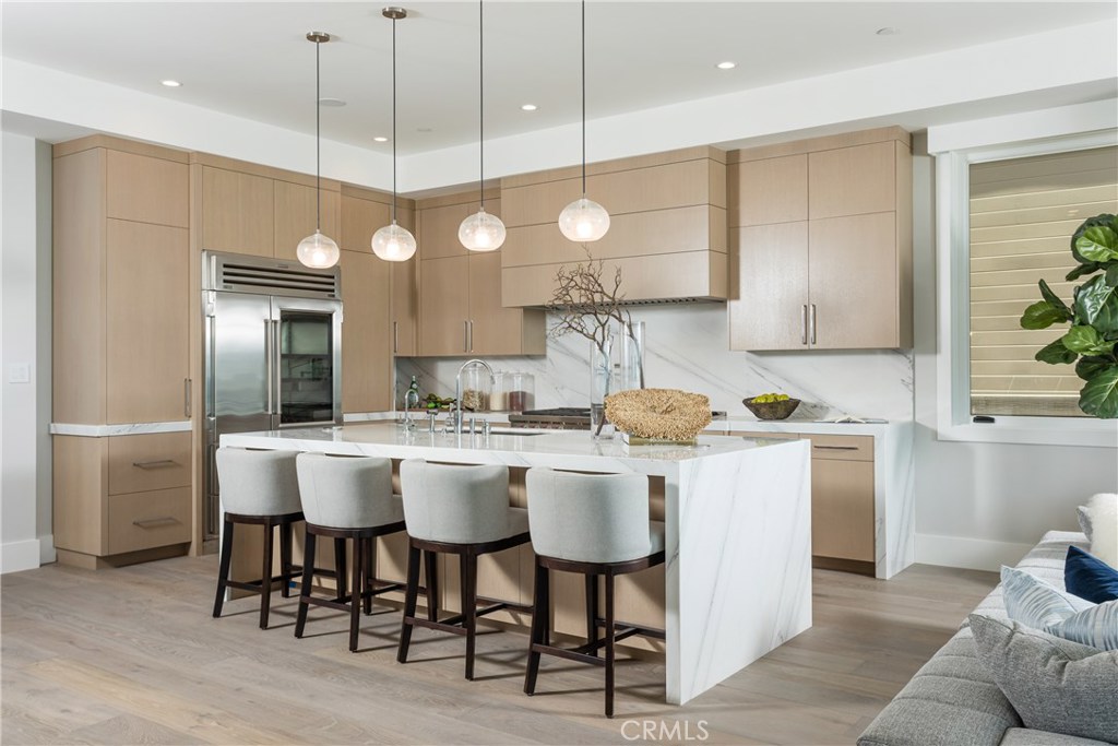 Beach Road Custom (BR) - Residential