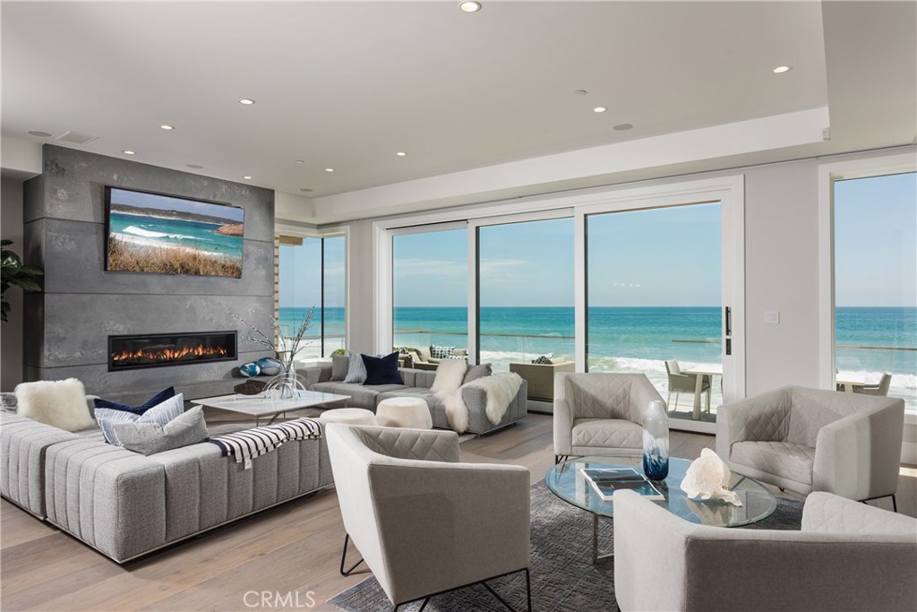 Beach Road Custom (BR) - Residential