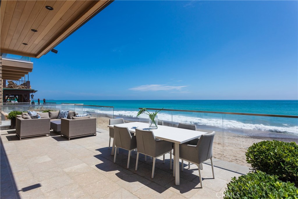 Beach Road Custom (BR) - Residential