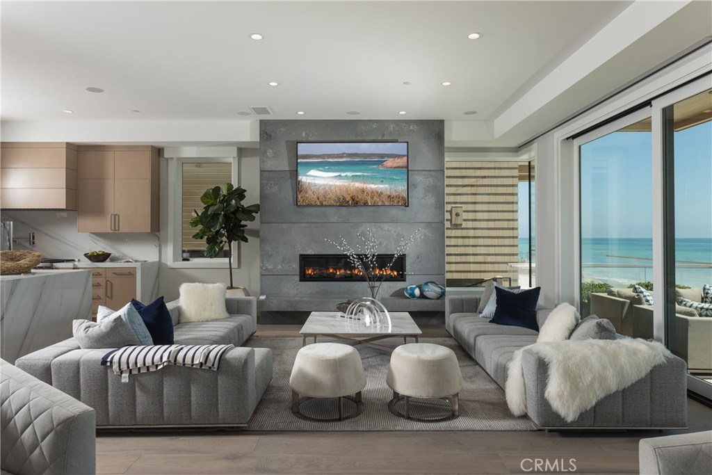 Beach Road Custom (BR) - Residential