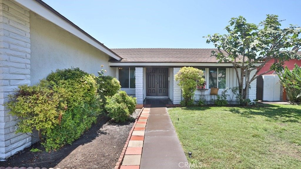 listing image 130723711646432175232