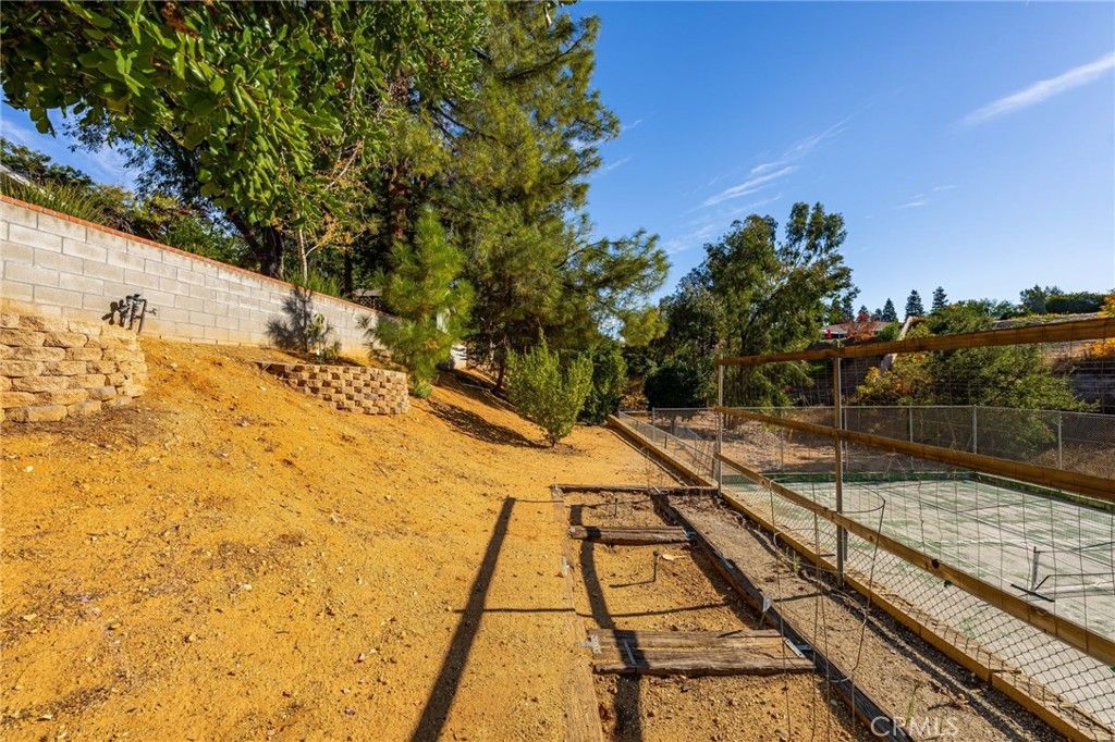 listing image 52