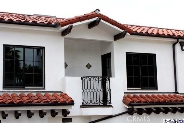 1354 Columbus Avenue 7