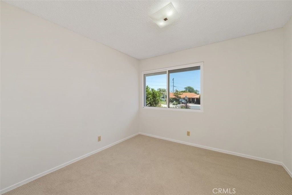 listing image 130729901428042432822