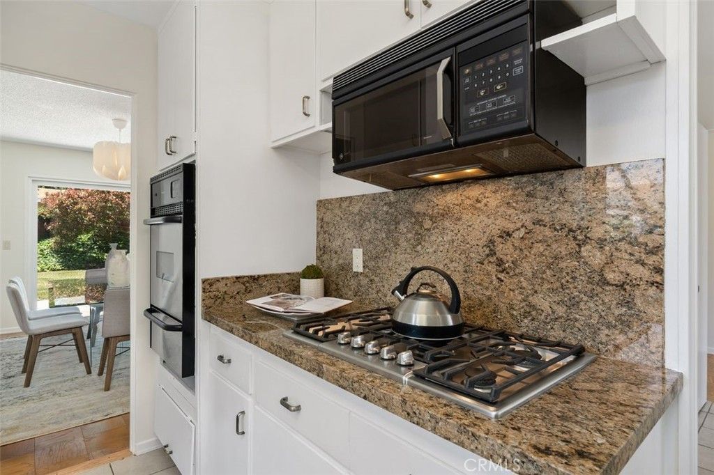listing image 130729034552420316801