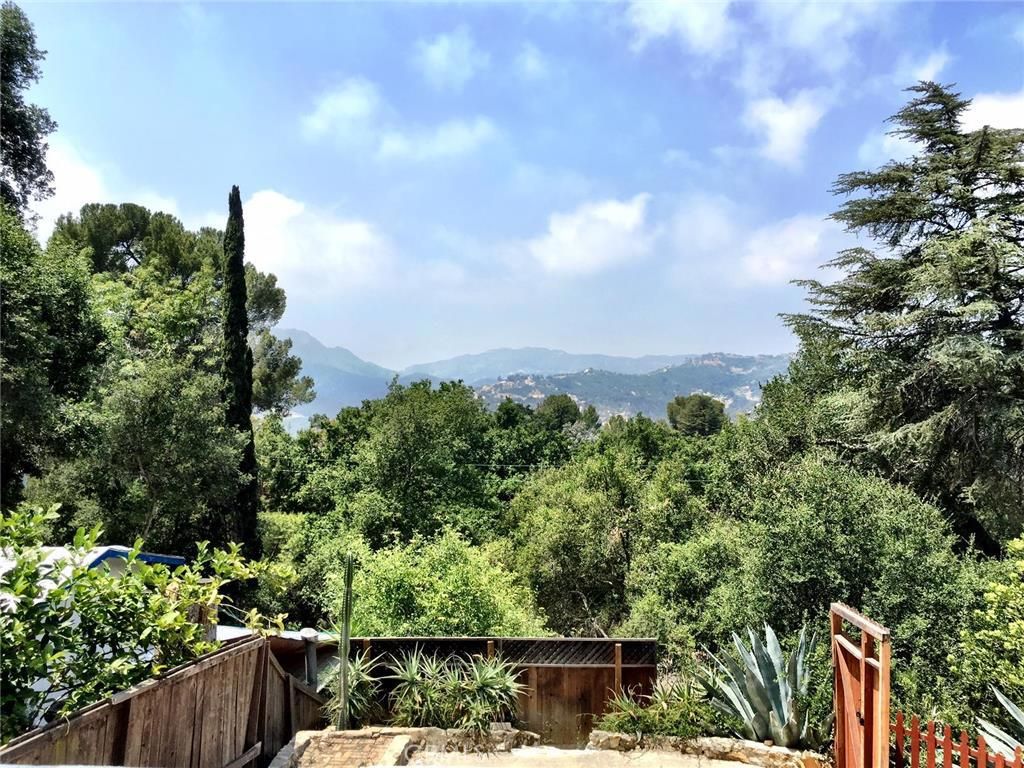 listing image 130724332143054174845