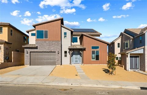 11722 Canoga Drive Chatsworth CA 91311
