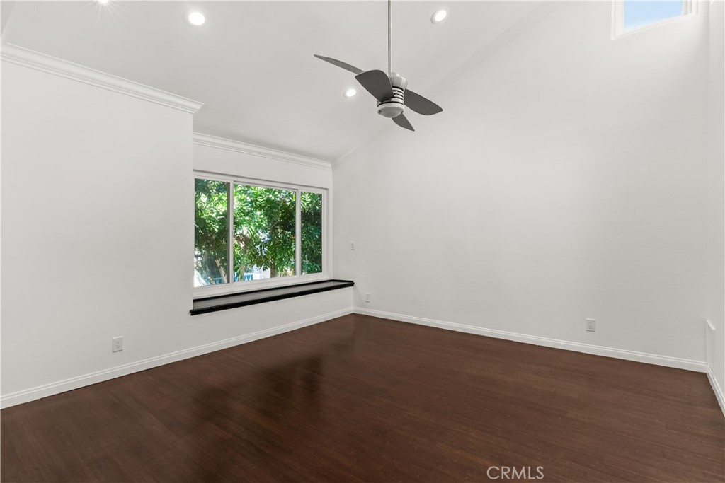 Photo 31 of 52 of 607 S Broadway 9A townhome