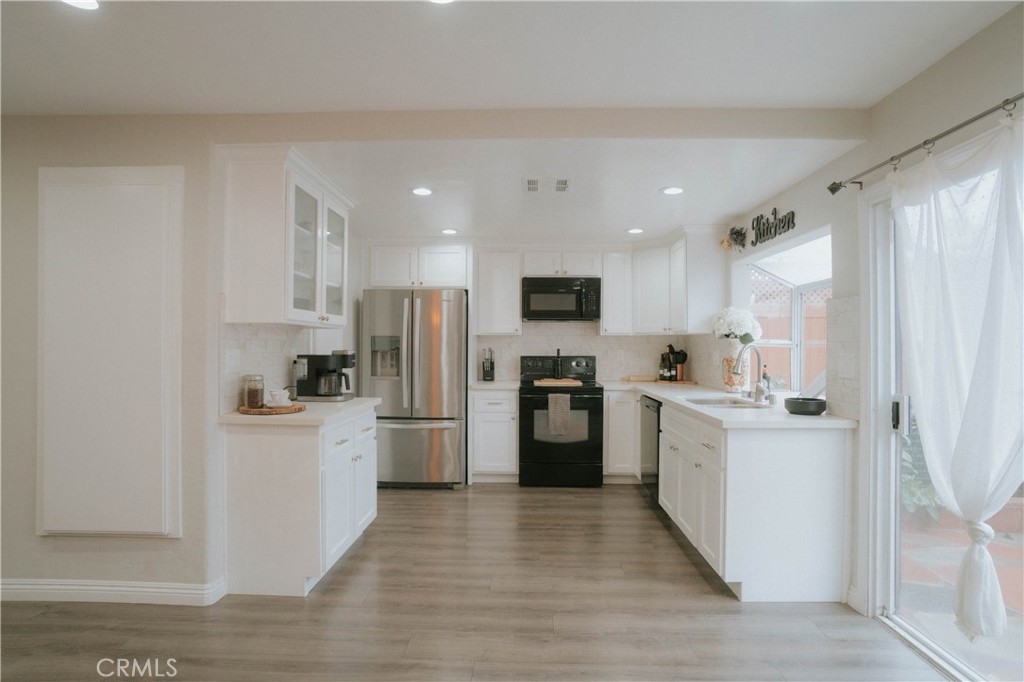 Photo 7 of 17 of 2080 Mount Shasta Drive townhome