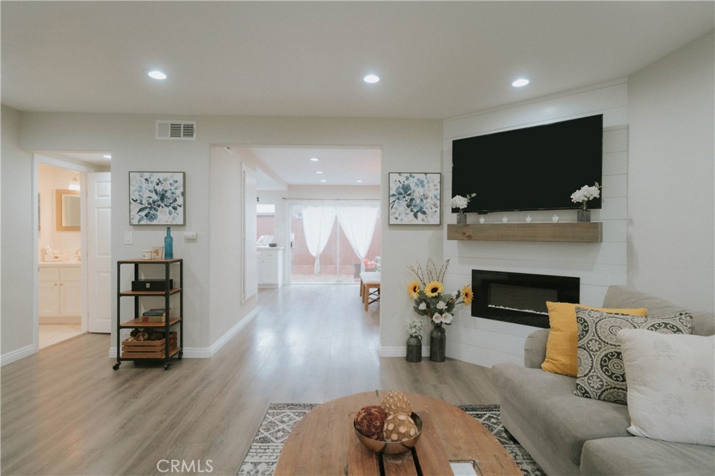 Photo 1 of 17 of 2080 Mount Shasta Drive townhome