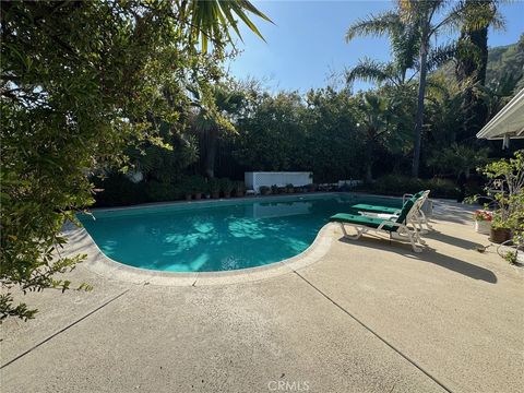 A home in Studio City