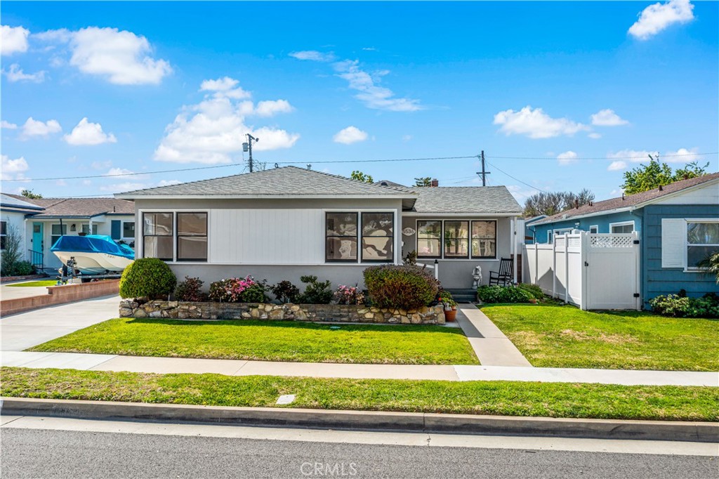 5536 W 139th Street