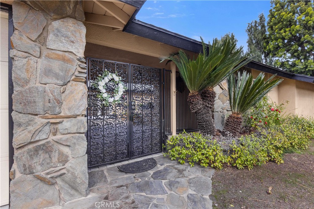 975 Verona Drive
