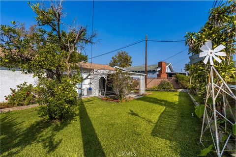 A home in La Mirada