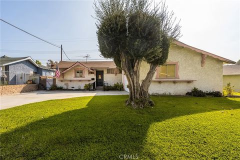 A home in La Mirada