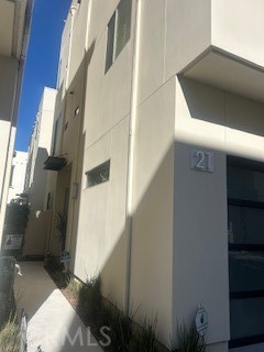 21 Ebb Tide Circle