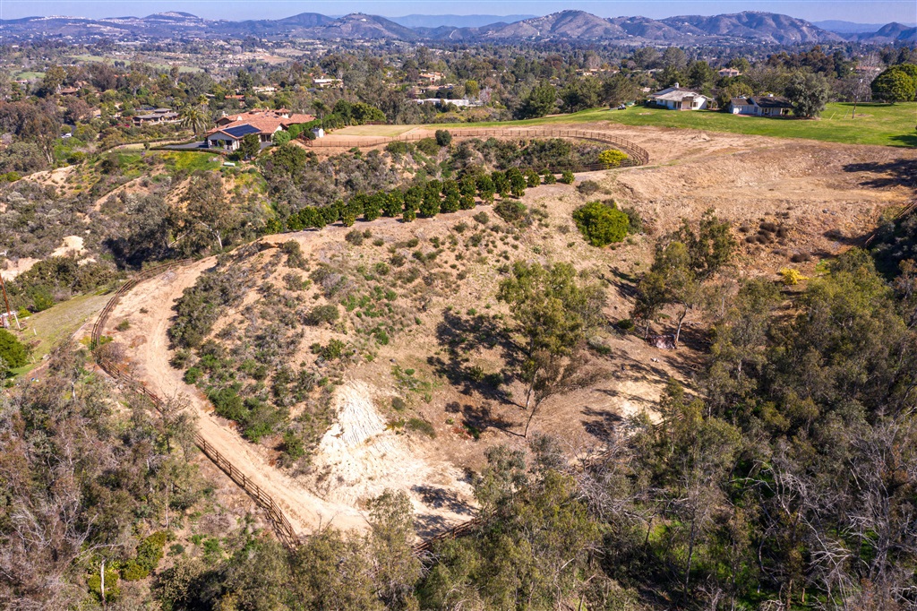 Rancho Santa Fe - Residential