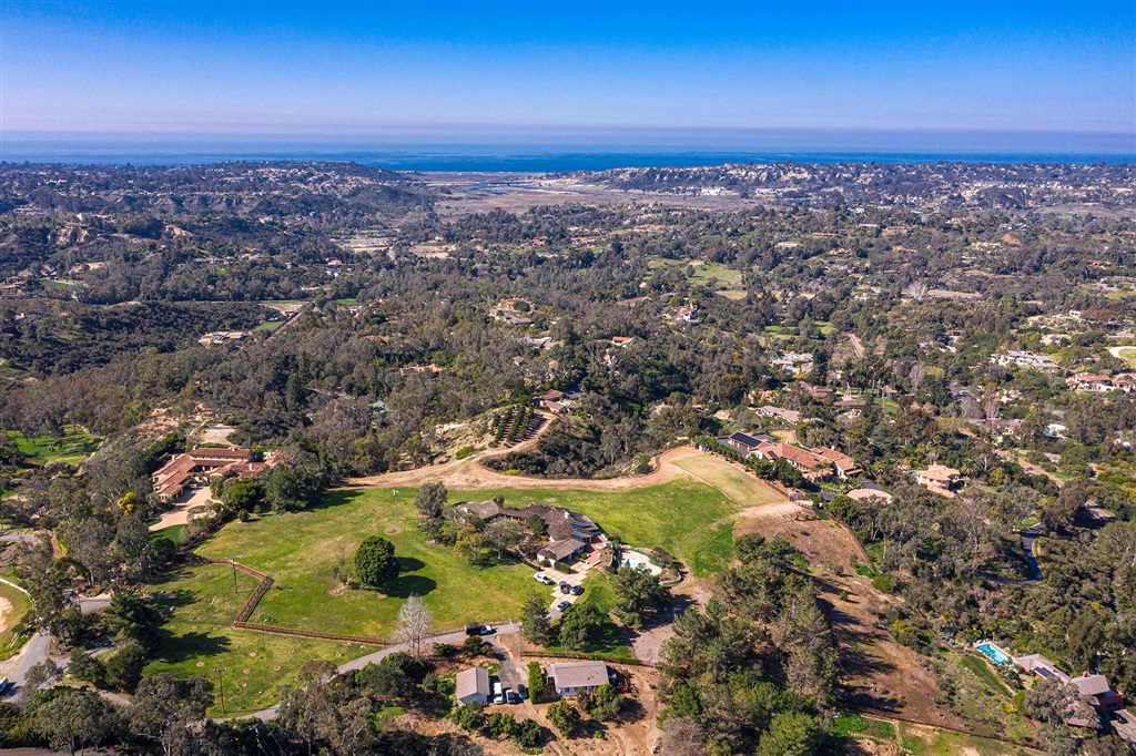 Rancho Santa Fe - Residential