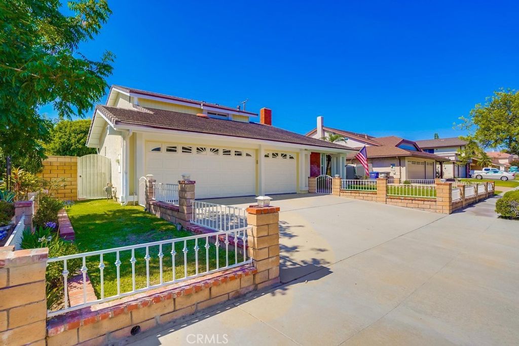 listing image 130726973001794849780