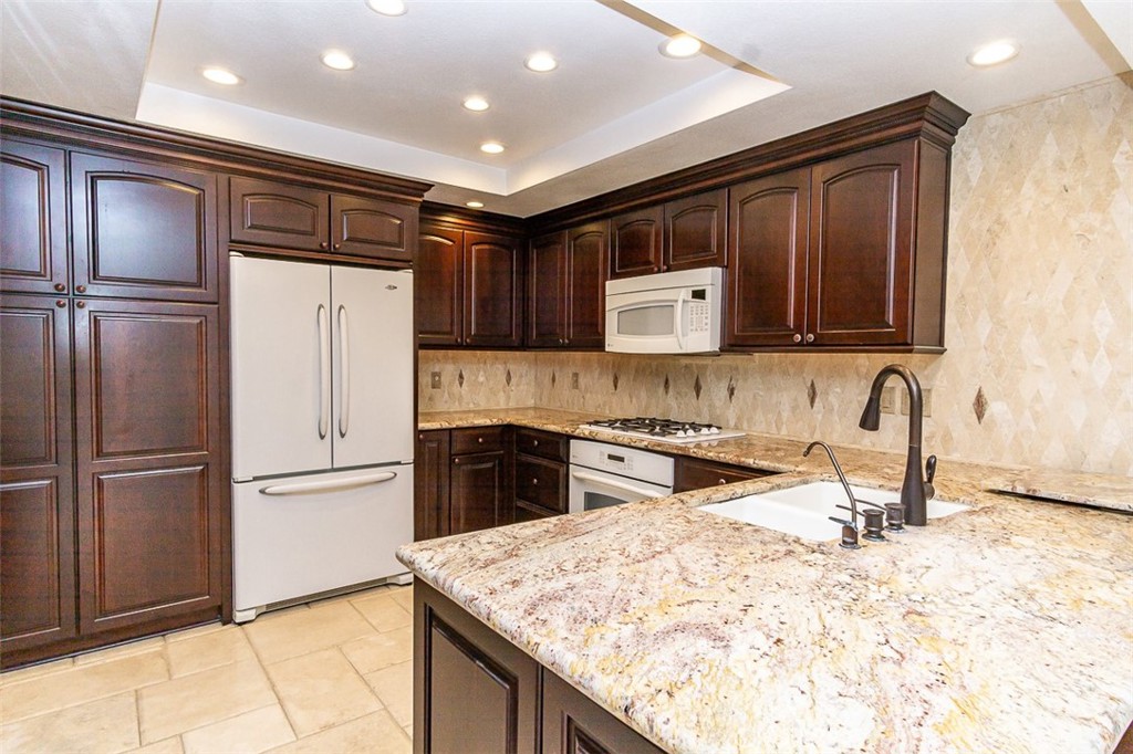 Fairway Village (FRVL) - Residential Lease