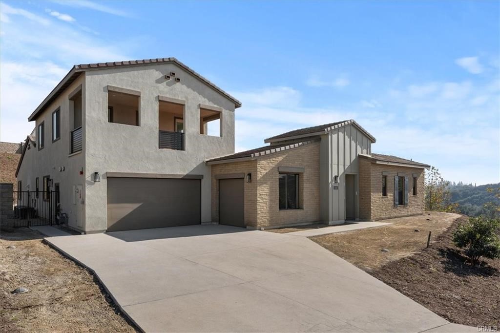 18302 Saddle Crest