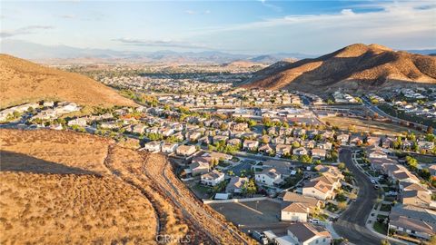 A home in Lake Elsinore