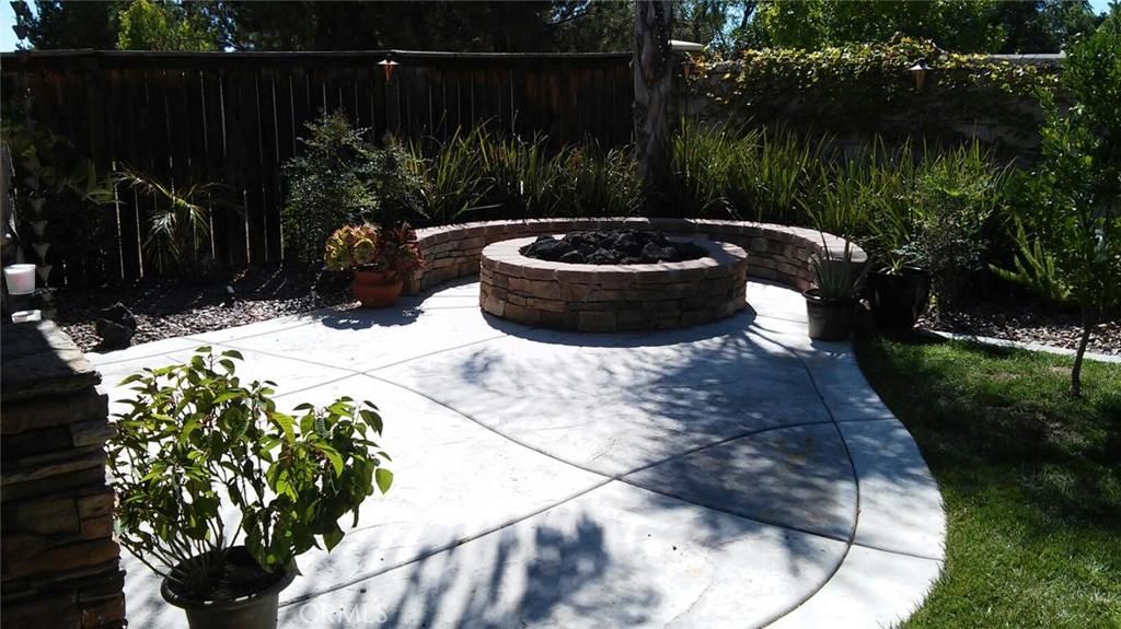 listing image 130728470215542382769