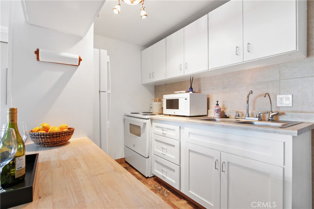 225 W 6th Street 515