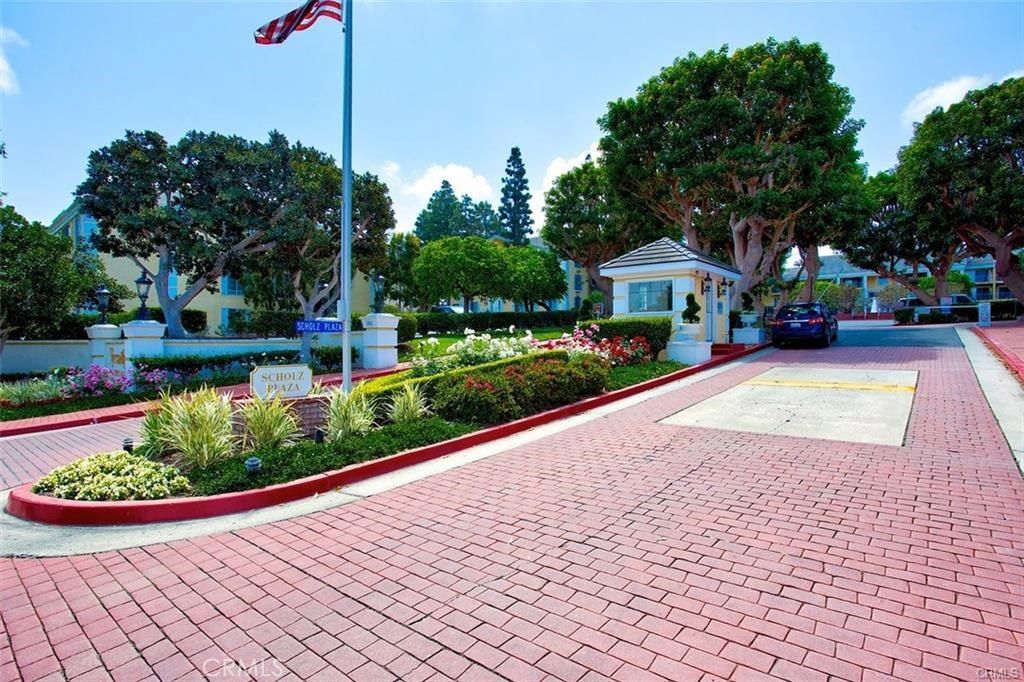 listing image 130729587746138623770