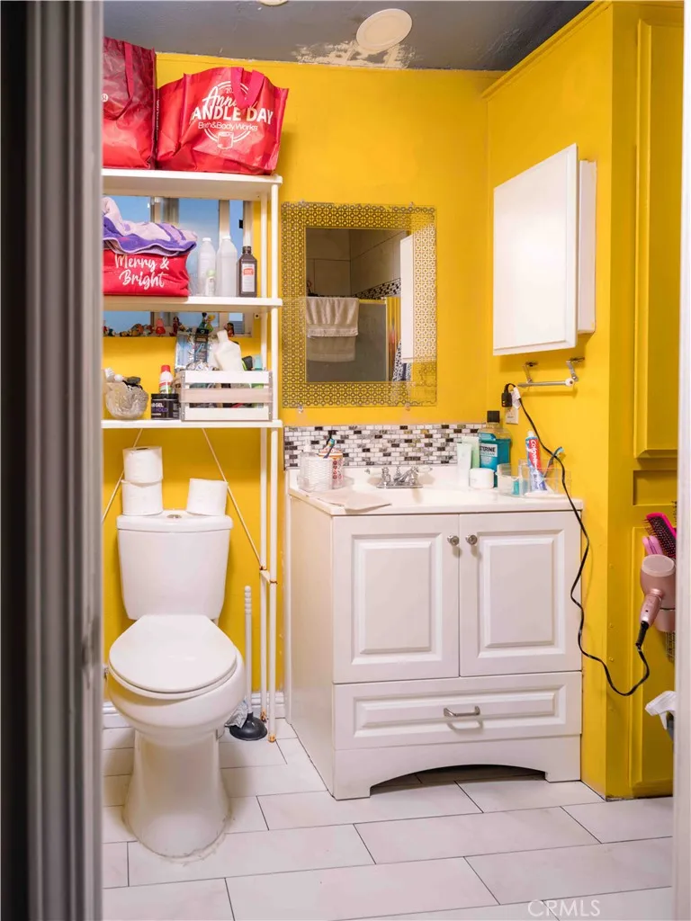 Garden Grove, California 92840, United States, 4 Bedrooms Bedrooms, ,2 BathroomsBathrooms,Residential,Active,77542