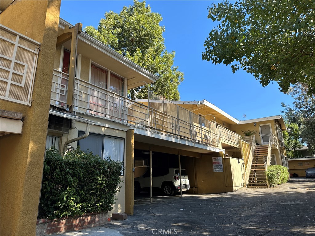 Properties 2 570 N Madison Avenue