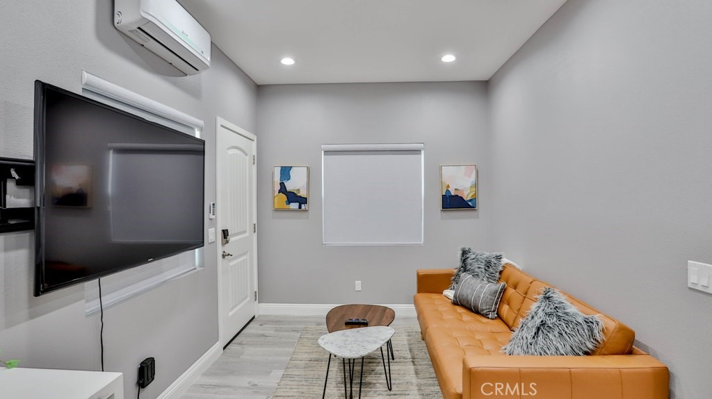 Pico- Lowell - Residential Income