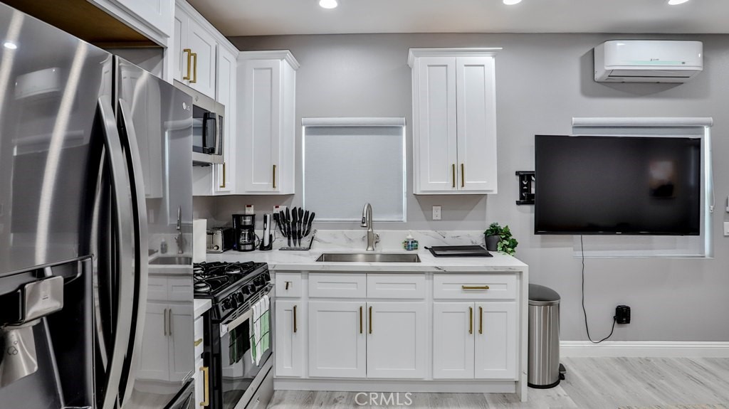 Pico- Lowell - Residential Income