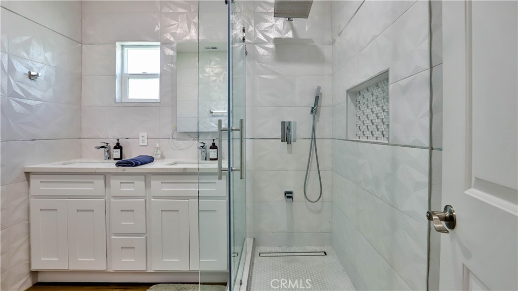 Pico- Lowell - Residential Income