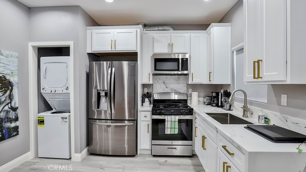 Pico- Lowell - Residential Income