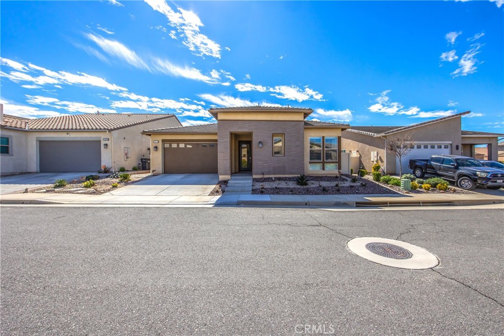1579 Trailview Drive